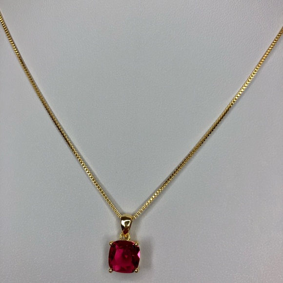 Pink Crystal Necklace - Picture 2 of 2